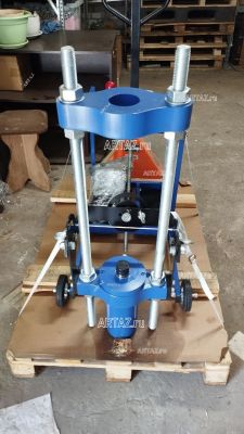 Выпрессовщик шкворней с пневмогидравлическим насосом и тележкой ВШ50-200 (ВШ50-200М)