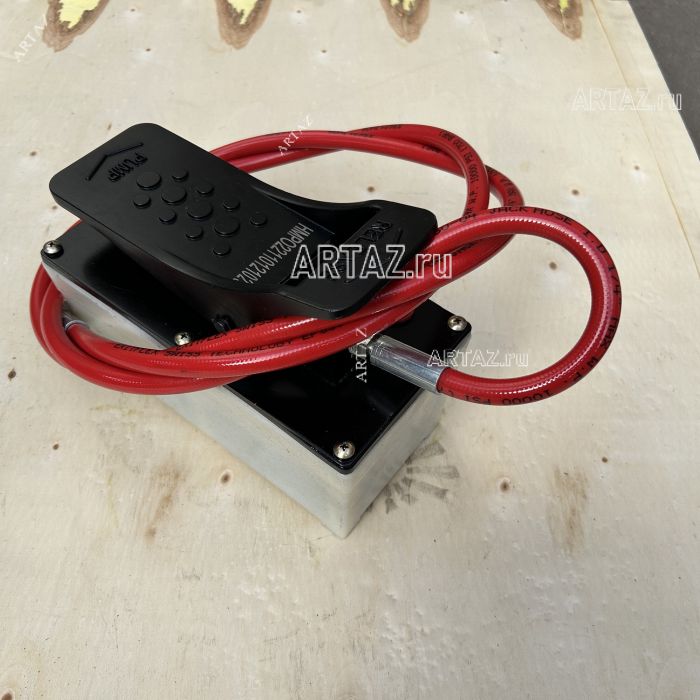 Выпрессовщик шкворней с пневмогидравлическим насосом без тележки ВШ70-200 (ВШ70-200П)