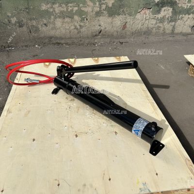 Ручной гидравлический насос ARTAZ РГН-3, 3 л, для выпрессовщиков