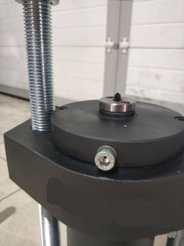 ARTAZ пневмогидравлический выпрессовщик шкворней для грузовиков ВШ30-150П, усилие 31 т, ход 110 мм, max Ø45 мм