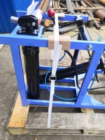 Выпрессовщик шкворней с пневмогидравлическим насосом и тележкой ВШ70-400 (ВШ70-400М)