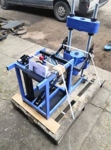 Выпрессовщик шкворней с пневмогидравлическим насосом и тележкой ВШ70-400 (ВШ70-400М)