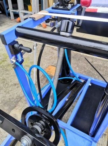 Выпрессовщик шкворней с встроенным ручным насосом и тележкой ВШ95-300 (ВШ95-300М)