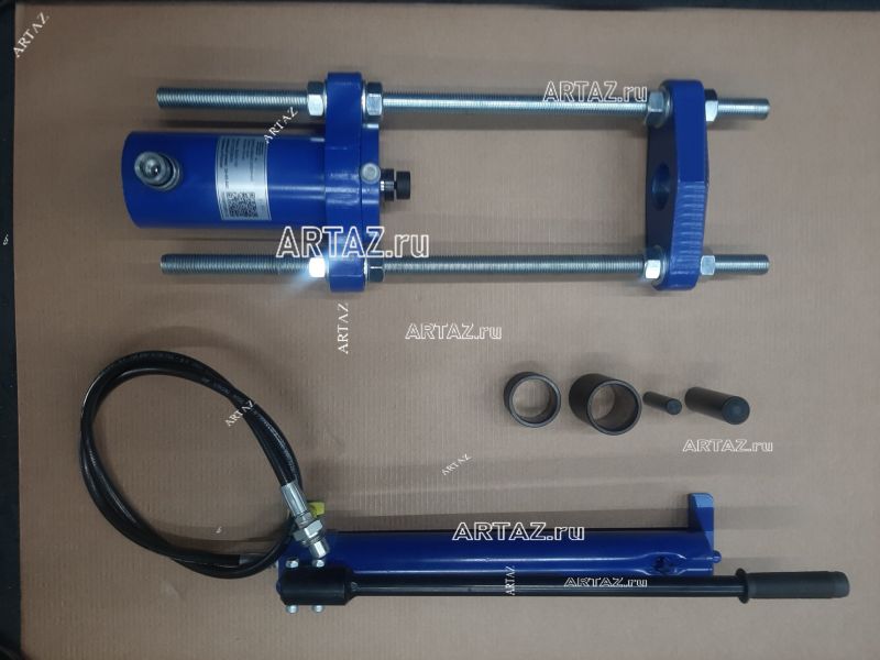 Выпрессовщик шкворней с ручным насосом без тележки ВШ95-300 (ВШ95-300П)