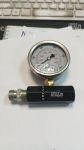 Манометр ARTAZ МА-700 с адаптером, измерение давления до 700 бар
