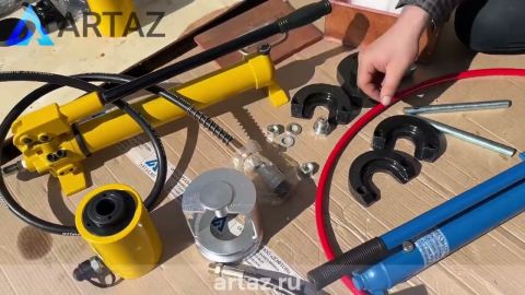 Выпрессовщик, съемник пальцев рулевых тяг и наконечников ARTAZ ВПРТ10-13